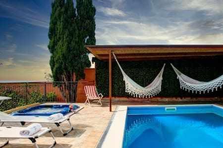 Gocce Villas - Villa De Flores Country Style Villa With Pool Massa Lubrense Kültér fotó